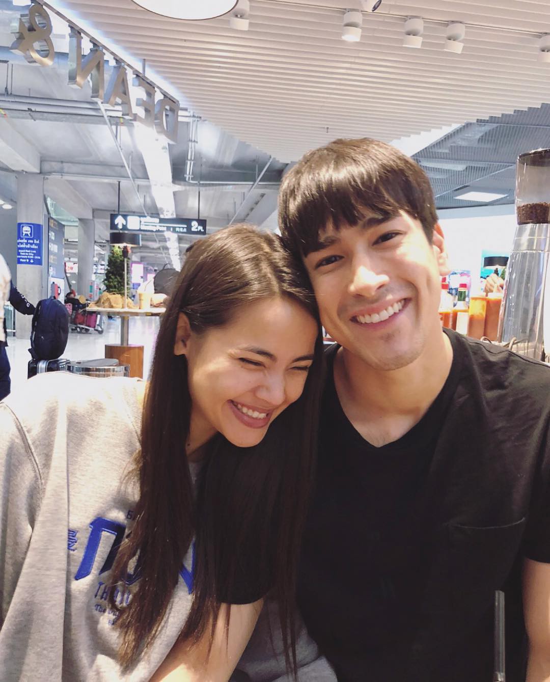 'Ngọc nữ' xứ chùa Vàng - Yaya Urassaya: Mỹ nhân hoàn hảo cùng chuyện tình 10 năm đẹp như ngôn tình với nam chính 'Vì sao đưa anh tới' bản Thái - 17 'Ngọc nữ' xứ chùa Vàng - Yaya Urassaya: Mỹ nhân hoàn hảo cùng chuyện tình 10 năm đẹp như ngôn tình với nam chính 'Vì sao đưa anh tới' bản Thái - 17