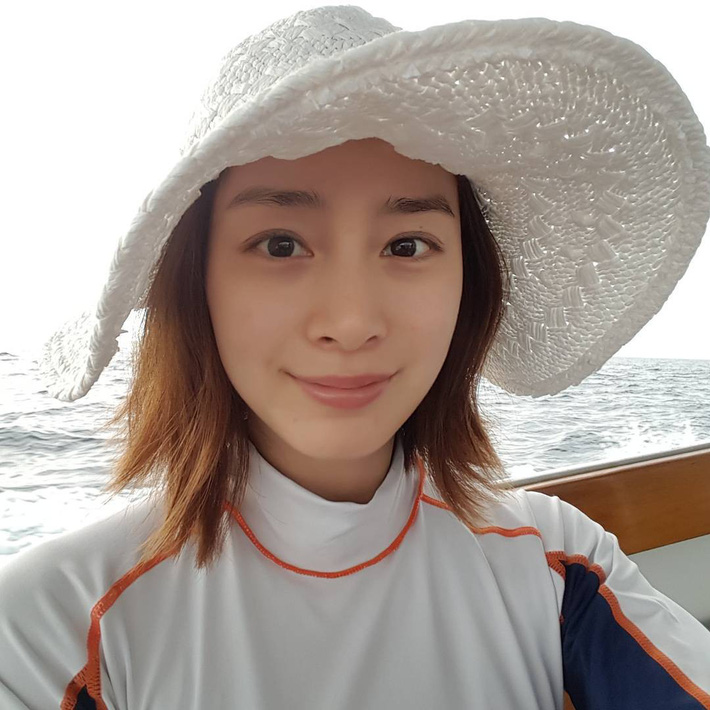 Kim Tae Hee chăm dưỡng da cầu kỳ, bảo sao đã U40 mà vẫn đẹp như nữ thần khiến Bi Rain mê tít - 1 Kim Tae Hee chăm dưỡng da cầu kỳ, bảo sao đã U40 mà vẫn đẹp như nữ thần khiến Bi Rain mê tít - 1