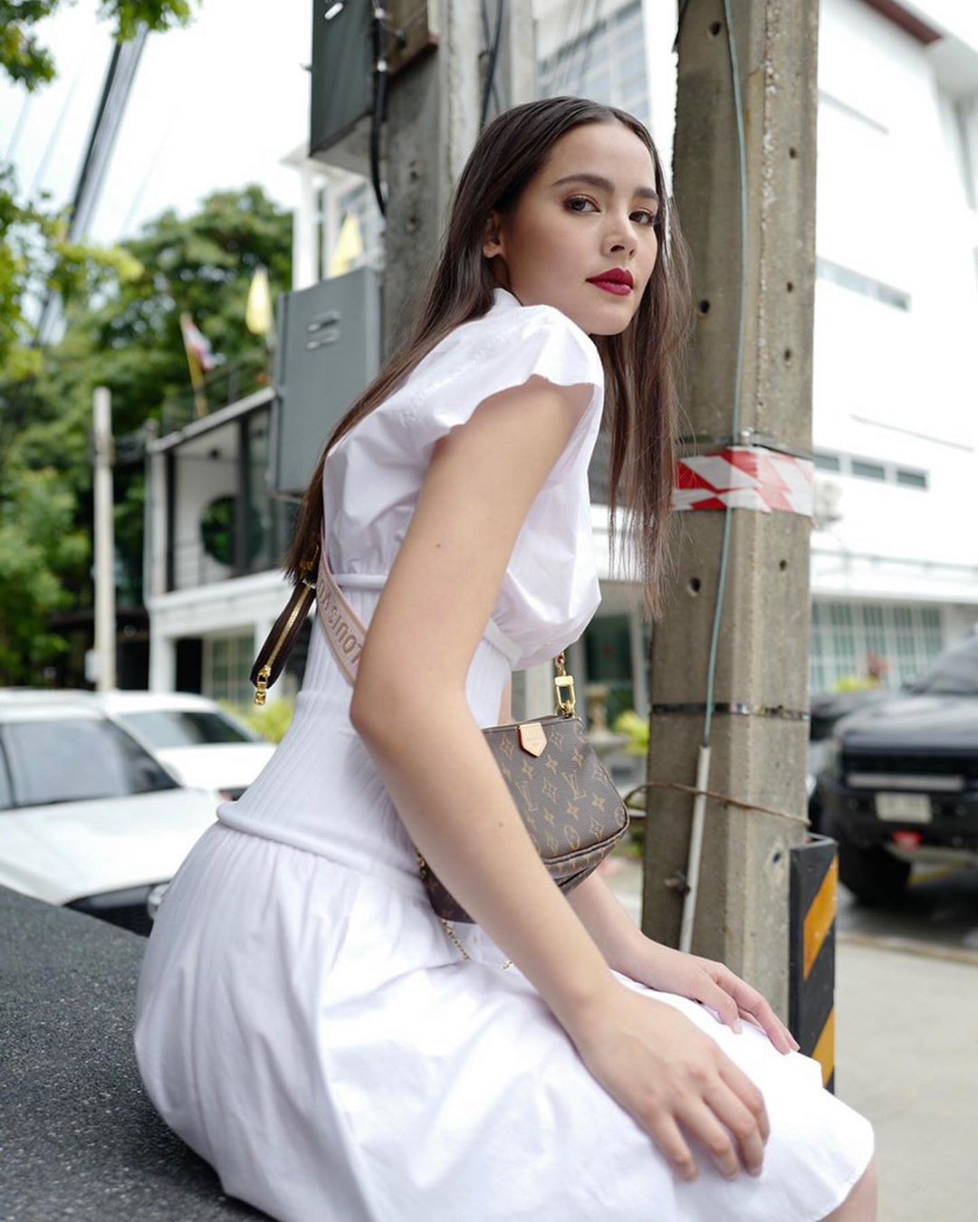 'Ngọc nữ' xứ chùa Vàng - Yaya Urassaya: Mỹ nhân hoàn hảo cùng chuyện tình 10 năm đẹp như ngôn tình với nam chính 'Vì sao đưa anh tới' bản Thái - 3 'Ngọc nữ' xứ chùa Vàng - Yaya Urassaya: Mỹ nhân hoàn hảo cùng chuyện tình 10 năm đẹp như ngôn tình với nam chính 'Vì sao đưa anh tới' bản Thái - 3