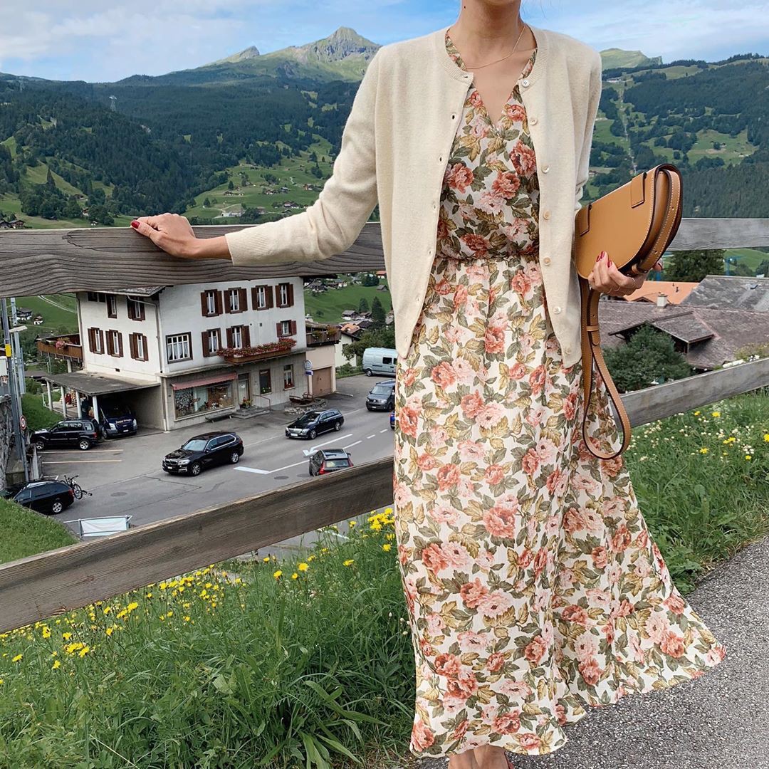 5 cách diện cardigan cực xinh dành cho nàng để ra đường tận hưởng ngày "gió lạnh đầu mùa" - 1 5 cách diện cardigan cực xinh dành cho nàng để ra đường tận hưởng ngày "gió lạnh đầu mùa" - 1