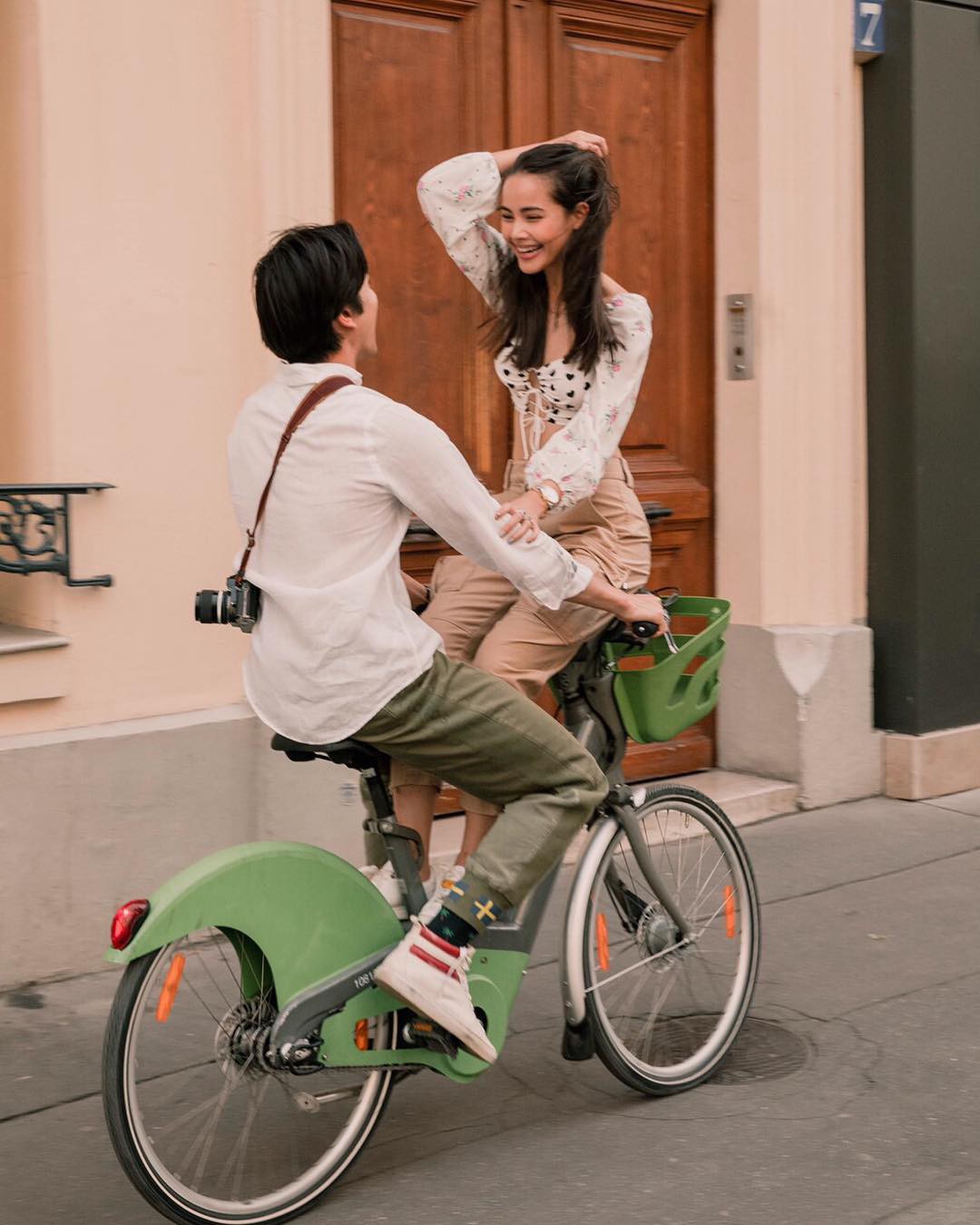 'Ngọc nữ' xứ chùa Vàng - Yaya Urassaya: Mỹ nhân hoàn hảo cùng chuyện tình 10 năm đẹp như ngôn tình với nam chính 'Vì sao đưa anh tới' bản Thái - 18 'Ngọc nữ' xứ chùa Vàng - Yaya Urassaya: Mỹ nhân hoàn hảo cùng chuyện tình 10 năm đẹp như ngôn tình với nam chính 'Vì sao đưa anh tới' bản Thái - 18