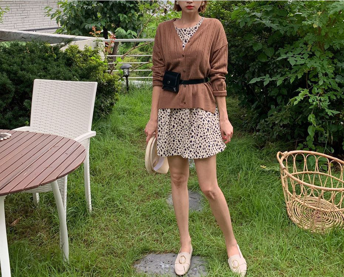 5 cách diện cardigan cực xinh dành cho nàng để ra đường tận hưởng ngày "gió lạnh đầu mùa" - 11 5 cách diện cardigan cực xinh dành cho nàng để ra đường tận hưởng ngày "gió lạnh đầu mùa" - 11