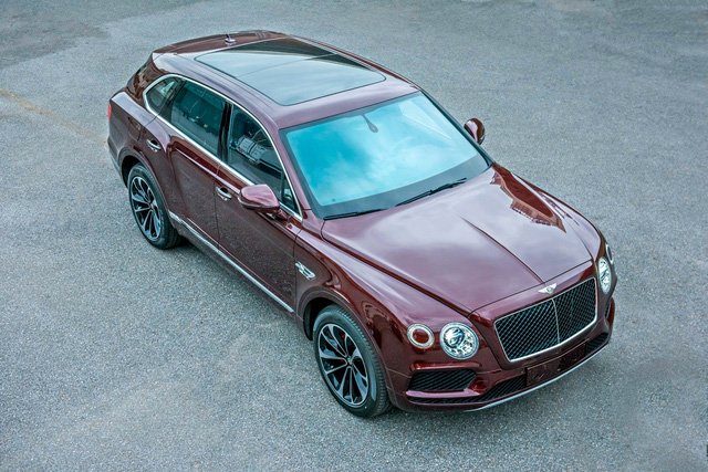 Khám phá cách ‘chơi’ Bentley Bentayga hàng độc của đại gia Việt - 7 Khám phá cách ‘chơi’ Bentley Bentayga hàng độc của đại gia Việt - 7
