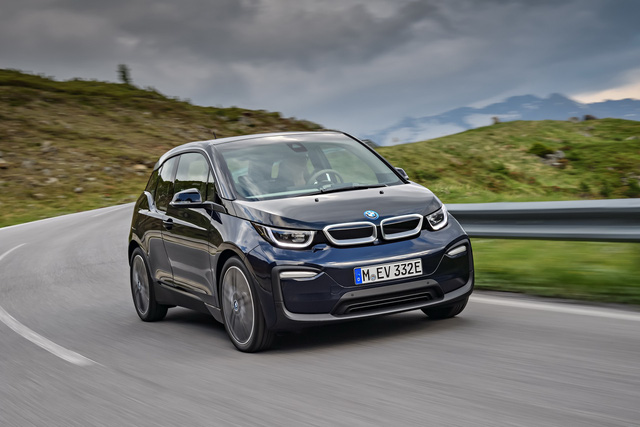Chào tạm biệt BMW i3 - Phép thử trên sân chơi xe điện của BMW Chào tạm biệt BMW i3 - Phép thử trên sân chơi xe điện của BMW