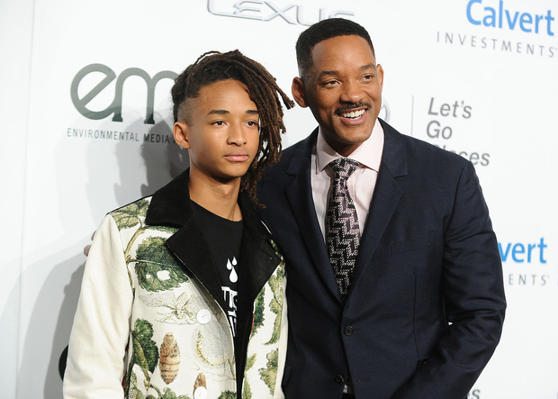 7 bi kịch gây của con sao Hollywood: Quý tử nhà Will Smith định tự tử, người 18 tuổi đã tự sát, kẻ vào tù ra tội dù giàu có 7 bi kịch gây của con sao Hollywood: Quý tử nhà Will Smith định tự tử, người 18 tuổi đã tự sát, kẻ vào tù ra tội dù giàu có