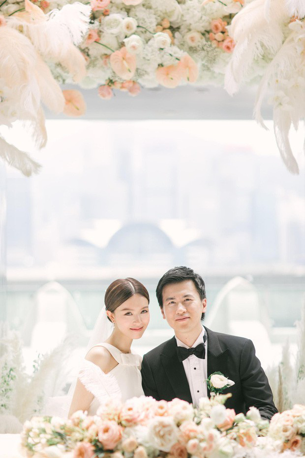 4 đôi bạn thân cạch mặt nhau của Cbiz: Từng chung khung hình thắm thiết, giờ người ngoại tình, kẻ thân bại danh liệt - 8 4 đôi bạn thân cạch mặt nhau của Cbiz: Từng chung khung hình thắm thiết, giờ người ngoại tình, kẻ thân bại danh liệt - 8