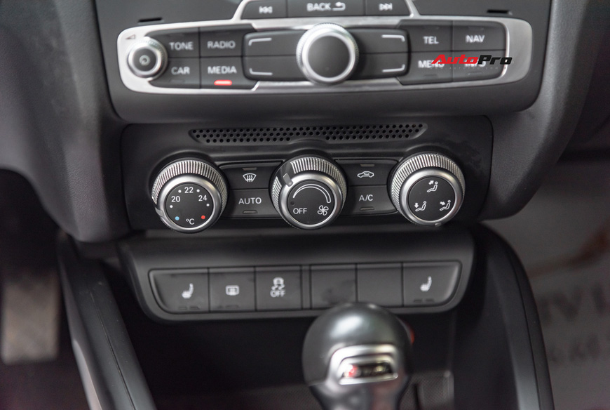 Cảm nhận nhanh Audi A1 S-line 2016: Có gì sau mức giá ngang ngửa Toyota Altis? - 11 Cảm nhận nhanh Audi A1 S-line 2016: Có gì sau mức giá ngang ngửa Toyota Altis? - 11