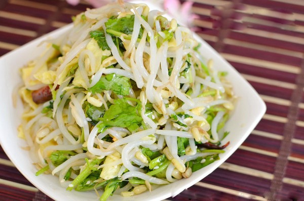 'Không được ăn giá đỗ sống ngay cả khi tự tay làm vì có thể khiến cơ thể nhiễm loại vi khuẩn kháng tất cả kháng sinh': Chuyên gia nói gì về điều này? - 2 'Không được ăn giá đỗ sống ngay cả khi tự tay làm vì có thể khiến cơ thể nhiễm loại vi khuẩn kháng tất cả kháng sinh': Chuyên gia nói gì về điều này? - 2