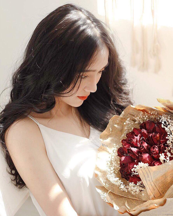 Chụp vội vài tấm lúc ra chơi, nữ sinh Học viện Hàng không gây xôn xao bởi vẻ ngoài cực kỳ trong trẻo, xem đến tấm ảnh học Quân sự càng xuất sắc hơn - 18 Chụp vội vài tấm lúc ra chơi, nữ sinh Học viện Hàng không gây xôn xao bởi vẻ ngoài cực kỳ trong trẻo, xem đến tấm ảnh học Quân sự càng xuất sắc hơn - 18