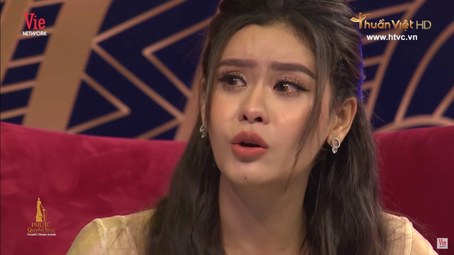 Trương Quỳnh Anh bật khóc: 'Đến với Tim, tôi mất tất cả mọi thứ, mất quản lý, bạn bè, cha mẹ' - 4 Trương Quỳnh Anh bật khóc: 'Đến với Tim, tôi mất tất cả mọi thứ, mất quản lý, bạn bè, cha mẹ' - 4