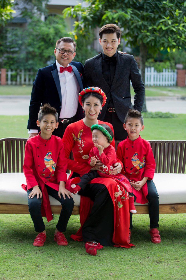 Hoa hậu có xuất thân 'khủng' nhất Việt Nam: Cuộc đời long đong lận đận, trải qua sóng gió mới tìm thấy hạnh phúc - 5 Hoa hậu có xuất thân 'khủng' nhất Việt Nam: Cuộc đời long đong lận đận, trải qua sóng gió mới tìm thấy hạnh phúc - 5