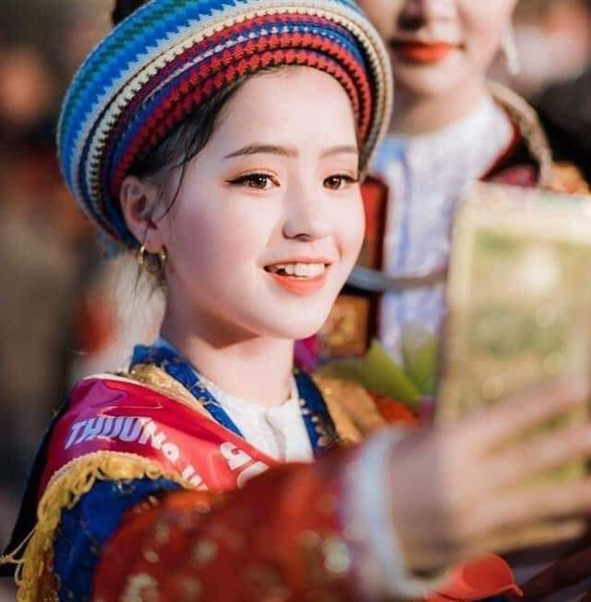 Em gái bán lê xinh đẹp ở Hà Giang gây sốt MXH giờ ra sao? - 6 Em gái bán lê xinh đẹp ở Hà Giang gây sốt MXH giờ ra sao? - 6
