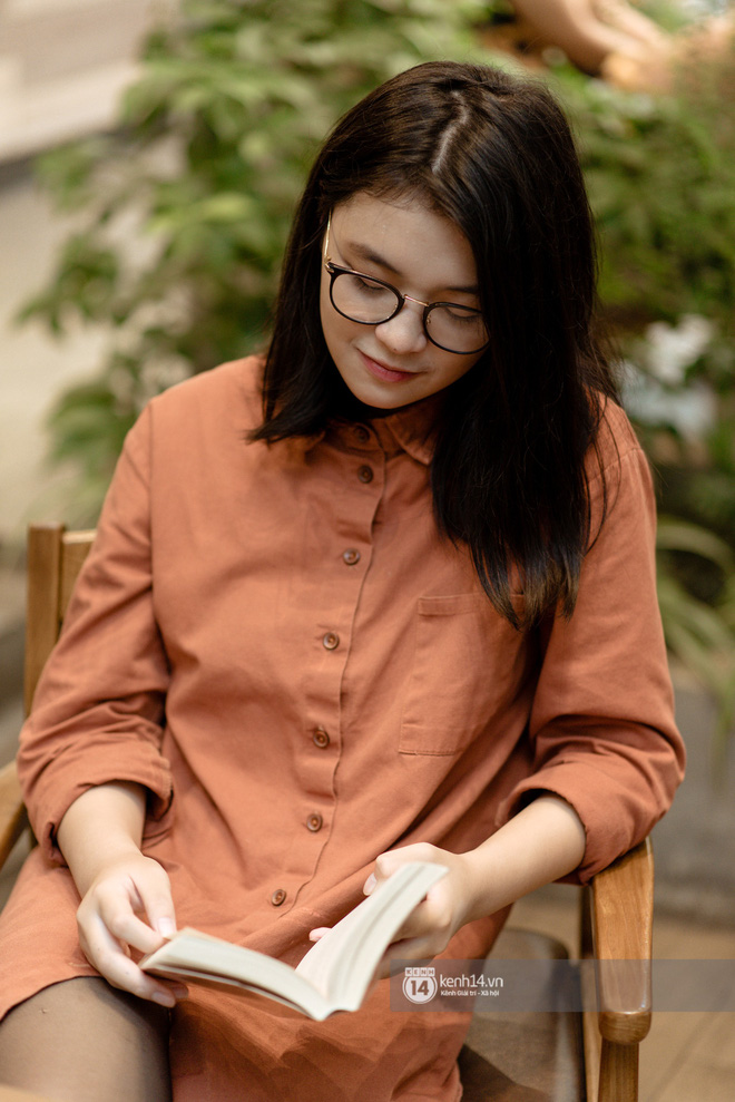 Nữ sinh Hà Thành đạt 8.5 IELTS dù chỉ ôn thi 1 tháng: Bố mẹ là phó Giáo sư, ông nội là Hiệu trưởng, chị gái tốt nghiệp xuất sắc tại Mỹ - 4 Nữ sinh Hà Thành đạt 8.5 IELTS dù chỉ ôn thi 1 tháng: Bố mẹ là phó Giáo sư, ông nội là Hiệu trưởng, chị gái tốt nghiệp xuất sắc tại Mỹ - 4