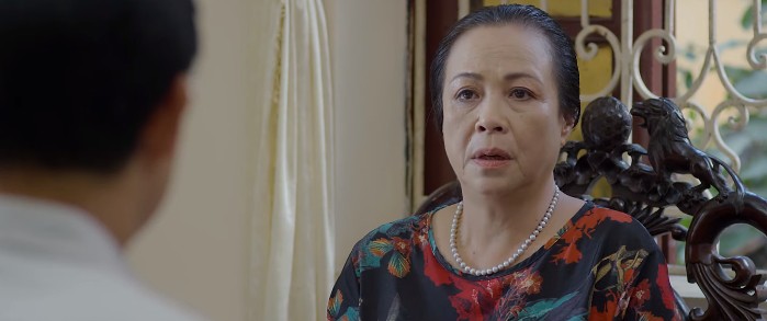 Hoa hồng trên ngực trái: Mẹ chồng San thừa nhận đã bỏ thuốc vào nước cam vì lý do rùng mình, bắt con trai chọn vợ hoặc mẹ - 1 Hoa hồng trên ngực trái: Mẹ chồng San thừa nhận đã bỏ thuốc vào nước cam vì lý do rùng mình, bắt con trai chọn vợ hoặc mẹ - 1