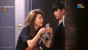 5 pha 'làm màu' rùng mình phim Hàn: Mợ chảnh Jeon Ji Hyun là thánh sống ảo, Kim Ji Won làm 'aegyo' gây ớn lạnh sống lưng - 1 5 pha 'làm màu' rùng mình phim Hàn: Mợ chảnh Jeon Ji Hyun là thánh sống ảo, Kim Ji Won làm 'aegyo' gây ớn lạnh sống lưng - 1