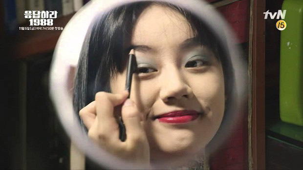 5 pha 'làm màu' rùng mình phim Hàn: Mợ chảnh Jeon Ji Hyun là thánh sống ảo, Kim Ji Won làm 'aegyo' gây ớn lạnh sống lưng - 7 5 pha 'làm màu' rùng mình phim Hàn: Mợ chảnh Jeon Ji Hyun là thánh sống ảo, Kim Ji Won làm 'aegyo' gây ớn lạnh sống lưng - 7