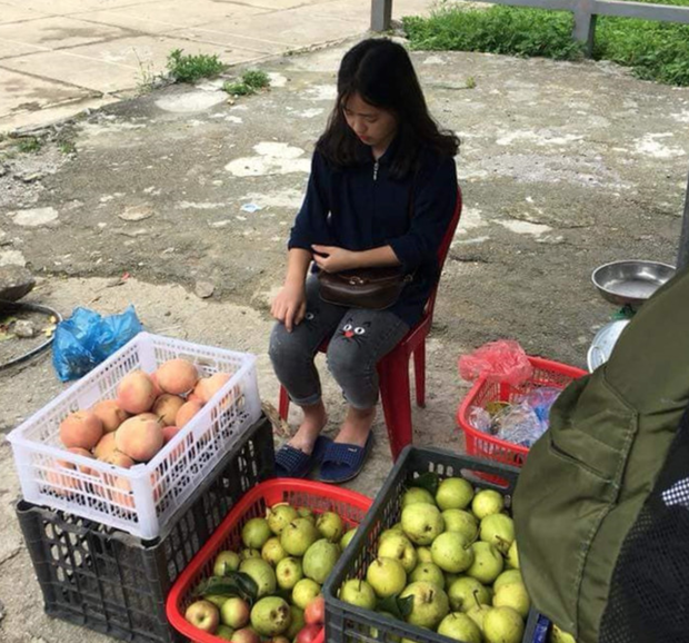 Em gái bán lê xinh đẹp ở Hà Giang gây sốt MXH giờ ra sao? - 2 Em gái bán lê xinh đẹp ở Hà Giang gây sốt MXH giờ ra sao? - 2