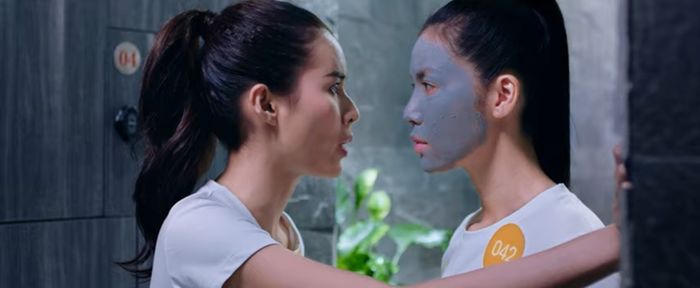 Trailer 'Hoa hậu giang hồ' gây shock với hình ảnh Minh Tú bị ám sát khi đi thi hoa hậu - 19 Trailer 'Hoa hậu giang hồ' gây shock với hình ảnh Minh Tú bị ám sát khi đi thi hoa hậu - 19