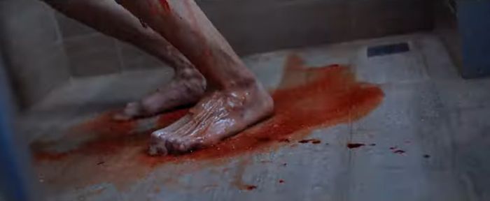 Trailer 'Hoa hậu giang hồ' gây shock với hình ảnh Minh Tú bị ám sát khi đi thi hoa hậu - 22 Trailer 'Hoa hậu giang hồ' gây shock với hình ảnh Minh Tú bị ám sát khi đi thi hoa hậu - 22