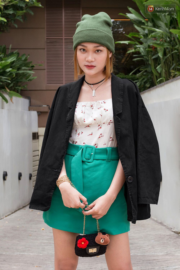 Street style giới trẻ Việt: Đã lên đồ siêu cool, các bạn trẻ còn pose 'chất' quá trời quá đất, chẳng thua fashion icon nào - 1 Street style giới trẻ Việt: Đã lên đồ siêu cool, các bạn trẻ còn pose 'chất' quá trời quá đất, chẳng thua fashion icon nào - 1