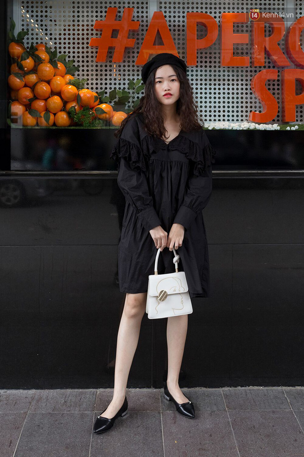 Street style giới trẻ Việt: Đã lên đồ siêu cool, các bạn trẻ còn pose 'chất' quá trời quá đất, chẳng thua fashion icon nào - 15 Street style giới trẻ Việt: Đã lên đồ siêu cool, các bạn trẻ còn pose 'chất' quá trời quá đất, chẳng thua fashion icon nào - 15