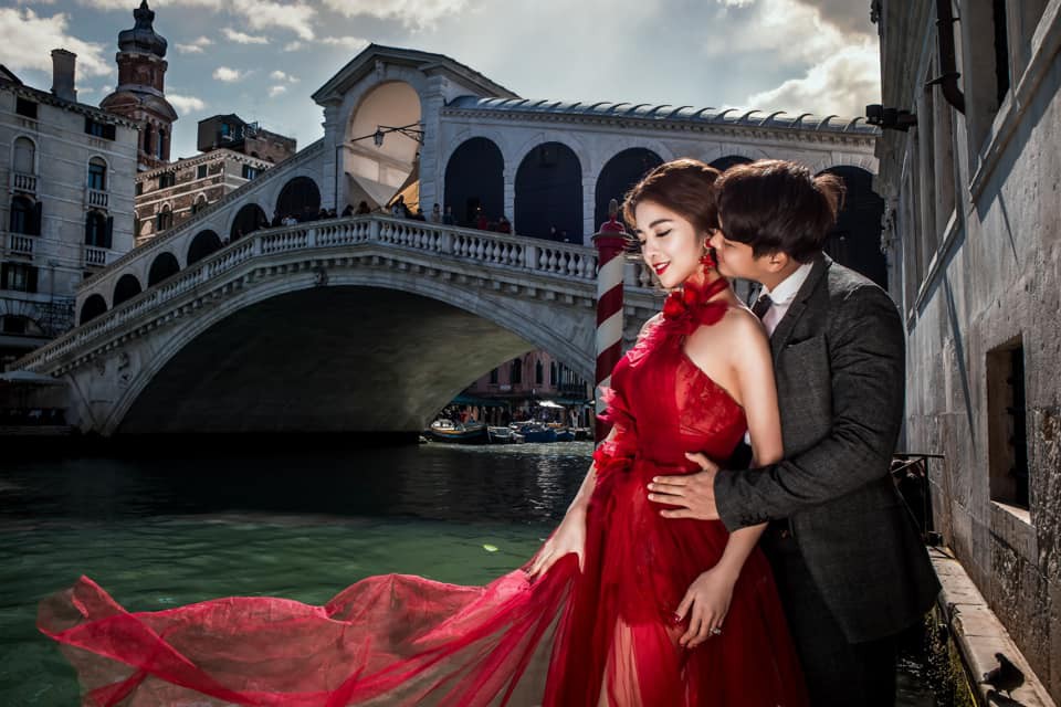 Nàng Rich kid Giang Lê tung bộ ảnh cưới xuất sắc tại Paris, chú rể hóa ra từng là 'người tình tin đồn' của Angela Phương Trinh - 10 Nàng Rich kid Giang Lê tung bộ ảnh cưới xuất sắc tại Paris, chú rể hóa ra từng là 'người tình tin đồn' của Angela Phương Trinh - 10