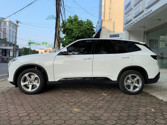 Thợ độ mới vào nghề đánh giá VinFast Lux SA2.0 - xe vận hành 'ngon', nhưng vẫn còn nhiều điểm chưa ưng - 4 Thợ độ mới vào nghề đánh giá VinFast Lux SA2.0 - xe vận hành 'ngon', nhưng vẫn còn nhiều điểm chưa ưng - 4