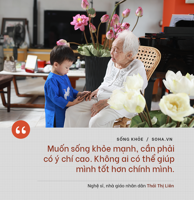 Bí quyết từ ‘người mẹ vĩ đại’ 102 tuổi của NSND Đặng Thái Sơn: Thể dục, thiên nhiên, nước muối... và mỹ phẩm - 1 Bí quyết từ ‘người mẹ vĩ đại’ 102 tuổi của NSND Đặng Thái Sơn: Thể dục, thiên nhiên, nước muối... và mỹ phẩm - 1