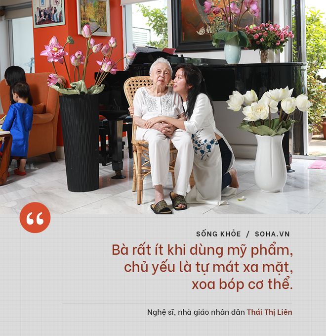 Bí quyết từ ‘người mẹ vĩ đại’ 102 tuổi của NSND Đặng Thái Sơn: Thể dục, thiên nhiên, nước muối... và mỹ phẩm - 7 Bí quyết từ ‘người mẹ vĩ đại’ 102 tuổi của NSND Đặng Thái Sơn: Thể dục, thiên nhiên, nước muối... và mỹ phẩm - 7