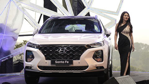 Hyundai Santa Fe 2019 bất ngờ giảm giá sốc - 2 Hyundai Santa Fe 2019 bất ngờ giảm giá sốc - 2