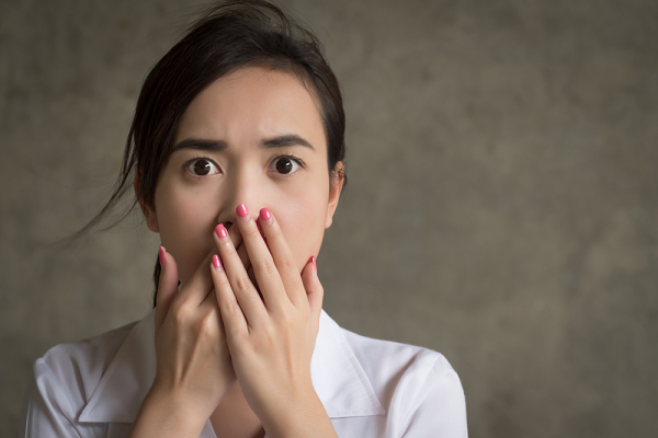 Bố mẹ chồng mở tiệc ăn mừng, vợ chồng tôi ngơ ngác với 'que thử thai 2 vạch', đến khi tìm ra thủ phạm thì cả nhà náo loạn một phen Bố mẹ chồng mở tiệc ăn mừng, vợ chồng tôi ngơ ngác với 'que thử thai 2 vạch', đến khi tìm ra thủ phạm thì cả nhà náo loạn một phen