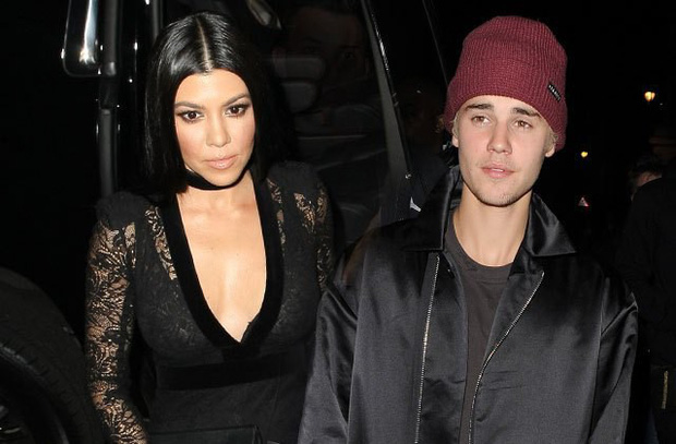 Dàn 15 bóng hồng đi qua đời Justin Bieber: Selena chưa phải sexy nhất, từ 'nàng thơ Sơn Tùng' đến siêu mẫu đều cực phẩm - 24 Dàn 15 bóng hồng đi qua đời Justin Bieber: Selena chưa phải sexy nhất, từ 'nàng thơ Sơn Tùng' đến siêu mẫu đều cực phẩm - 24