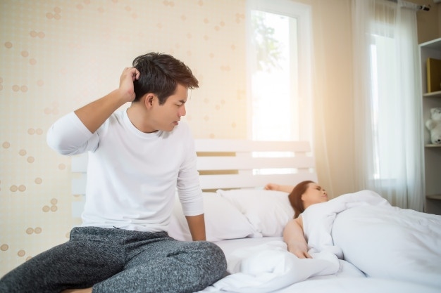 Chồng bỗng nhiên yếu ớt chuyện phòng the, do đâu? Chồng bỗng nhiên yếu ớt chuyện phòng the, do đâu?