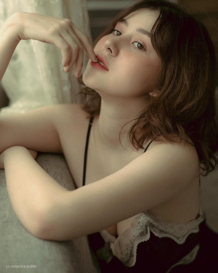 Đôi bạn thân hotgirl 2k2 đến cả gương mặt, ngoại hình cũng 'hợp cạ' xuất sắc đến thế này đây! - 7 Đôi bạn thân hotgirl 2k2 đến cả gương mặt, ngoại hình cũng 'hợp cạ' xuất sắc đến thế này đây! - 7