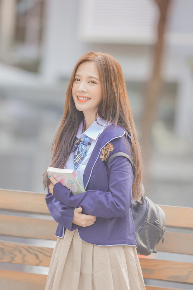 Cựu sinh viên ĐH Sư phạm Hà Nội sở hữu thần thái xuất sắc khiến không ít người yêu ngay từ cái nhìn đầu tiên - 2 Cựu sinh viên ĐH Sư phạm Hà Nội sở hữu thần thái xuất sắc khiến không ít người yêu ngay từ cái nhìn đầu tiên - 2