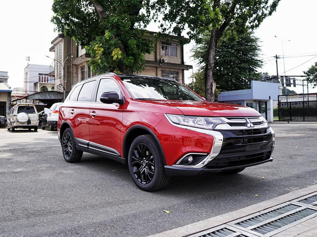 Bộ 3 Mitsubishi Xpander, Outlander và Pajero Sport đồng loạt nâng cấp trang bị và tăng giá tại Việt Nam Bộ 3 Mitsubishi Xpander, Outlander và Pajero Sport đồng loạt nâng cấp trang bị và tăng giá tại Việt Nam