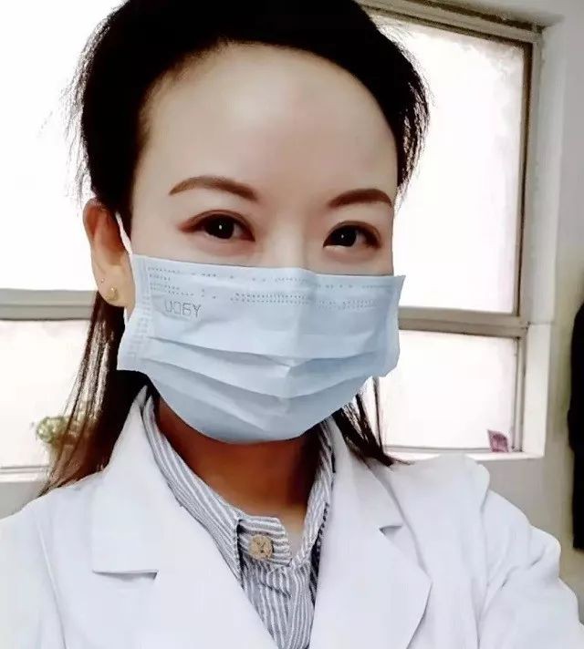 Con gái 21 tuổi đã mắc ung thư dạ dày và sự hối hận tột độ của người cha: 'Giá như tôi bắt con làm điều này sớm hơn' Con gái 21 tuổi đã mắc ung thư dạ dày và sự hối hận tột độ của người cha: 'Giá như tôi bắt con làm điều này sớm hơn'
