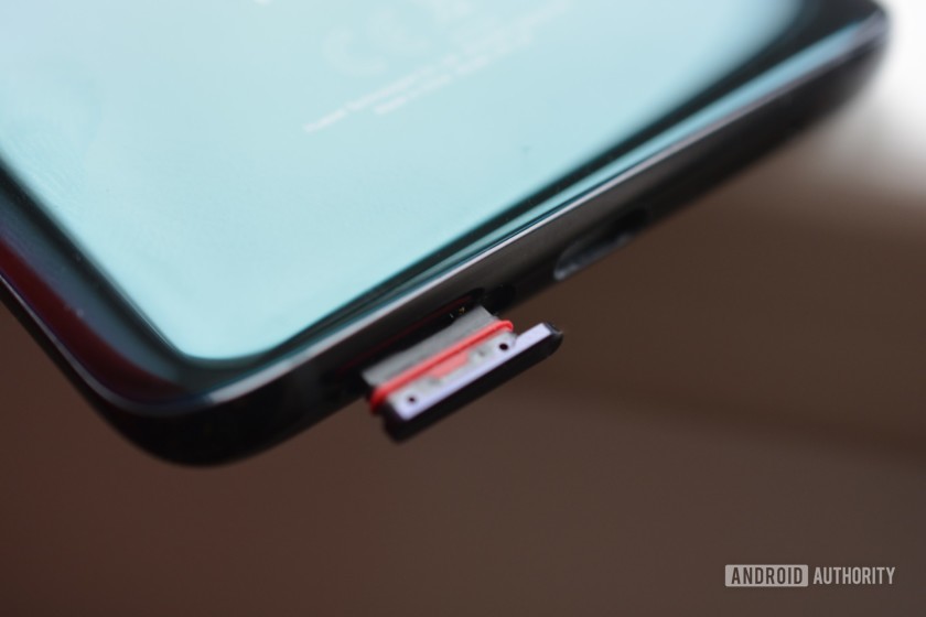 Vì sao eSIM vẫn chưa trở thành SIM chính trong smartphone? - 1 Vì sao eSIM vẫn chưa trở thành SIM chính trong smartphone? - 1
