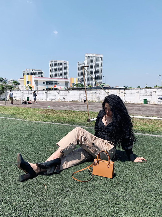 Rich kid Đặng Tiểu Tô Sa - cháu ngoại cố nhà giáo Văn Như Cương đã du học về nước, 'lột xác' ngày càng xinh đẹp thời thượng - 19 Rich kid Đặng Tiểu Tô Sa - cháu ngoại cố nhà giáo Văn Như Cương đã du học về nước, 'lột xác' ngày càng xinh đẹp thời thượng - 19