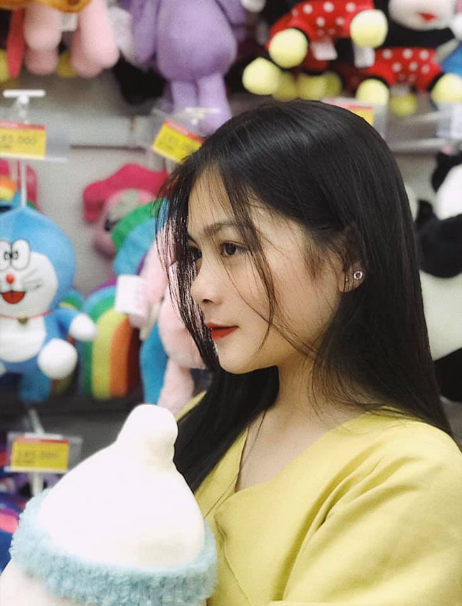 Cặp chị em hàng xóm khoe ảnh dậy thì thành công, dân mạng quyết liệt phản đối vì rõ ràng xinh từ nhỏ - 5 Cặp chị em hàng xóm khoe ảnh dậy thì thành công, dân mạng quyết liệt phản đối vì rõ ràng xinh từ nhỏ - 5