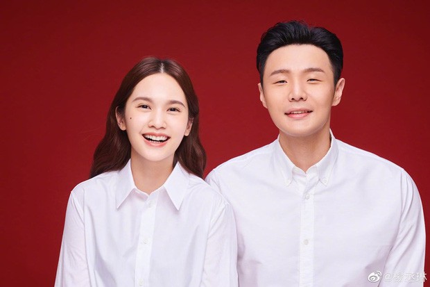 Lần đầu chia sẻ về cuộc sống sau khi kết hôn, Dương Thừa Lâm gây ngạc nhiên khi tiết lộ về mối quan hệ hiện giờ với ông xã Lý Vinh Hạo - 1 Lần đầu chia sẻ về cuộc sống sau khi kết hôn, Dương Thừa Lâm gây ngạc nhiên khi tiết lộ về mối quan hệ hiện giờ với ông xã Lý Vinh Hạo - 1