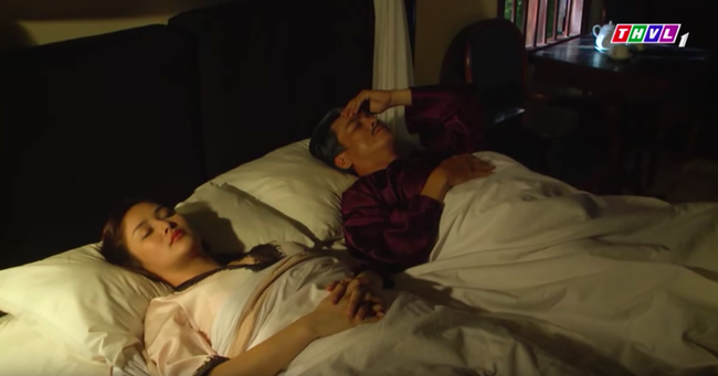 'Tiếng sét trong mưa': Mặc áo ngủ cực sexy mà Khải Duy không màng tới, bảo sao Hạnh Nhi không ngoại tình - 1 'Tiếng sét trong mưa': Mặc áo ngủ cực sexy mà Khải Duy không màng tới, bảo sao Hạnh Nhi không ngoại tình - 1