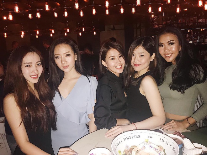 Đẳng cấp hot girl khi hẹn nhau 'xập xình': Lúc đi hết mình, lúc về có cả rổ ảnh thần thái ngút ngàn - 6 Đẳng cấp hot girl khi hẹn nhau 'xập xình': Lúc đi hết mình, lúc về có cả rổ ảnh thần thái ngút ngàn - 6