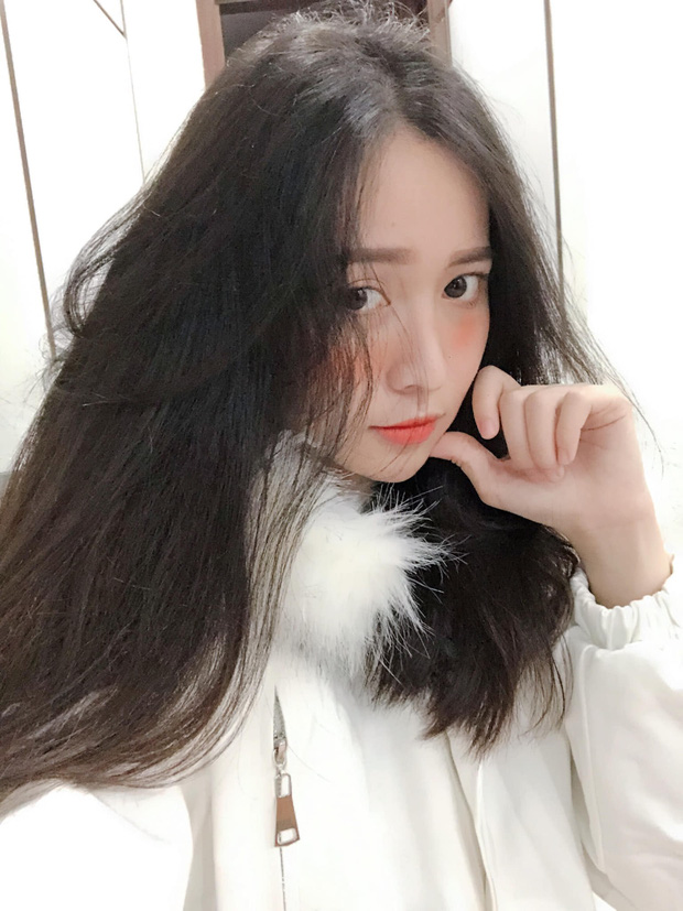Loạt streamer 'mặt đẹp, chân dài' củng cố thêm cho chân lý thời đại mới: Muốn ngắm gái xinh thì xem streaming! - 6 Loạt streamer 'mặt đẹp, chân dài' củng cố thêm cho chân lý thời đại mới: Muốn ngắm gái xinh thì xem streaming! - 6