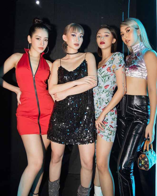 Đẳng cấp hot girl khi hẹn nhau 'xập xình': Lúc đi hết mình, lúc về có cả rổ ảnh thần thái ngút ngàn - 7 Đẳng cấp hot girl khi hẹn nhau 'xập xình': Lúc đi hết mình, lúc về có cả rổ ảnh thần thái ngút ngàn - 7