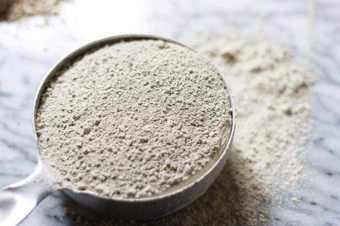 8 công thức mặt nạ đất sét giúp 'lên đời' làn da trong mùa khô hanh 8 công thức mặt nạ đất sét giúp 'lên đời' làn da trong mùa khô hanh