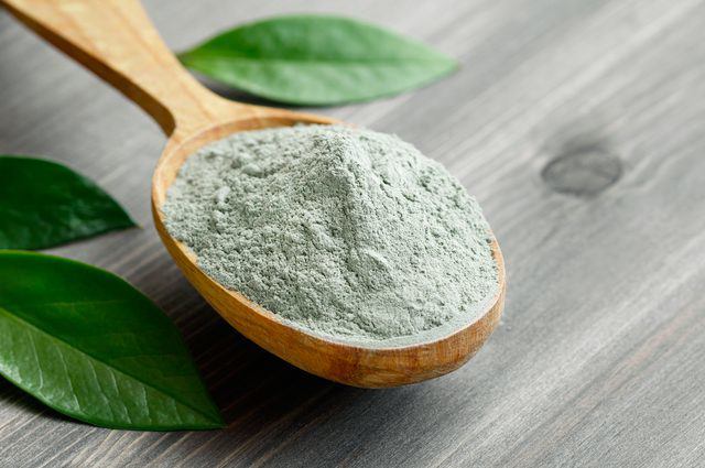 8 công thức mặt nạ đất sét giúp 'lên đời' làn da trong mùa khô hanh - 2 8 công thức mặt nạ đất sét giúp 'lên đời' làn da trong mùa khô hanh - 2