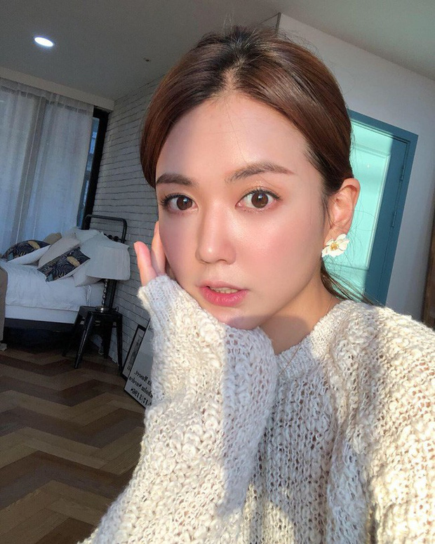 Da căng bóng, mướt mát như phủ sương suốt cả ngày hanh hao nhờ 4 bí kíp skincare đơn giản - 1 Da căng bóng, mướt mát như phủ sương suốt cả ngày hanh hao nhờ 4 bí kíp skincare đơn giản - 1