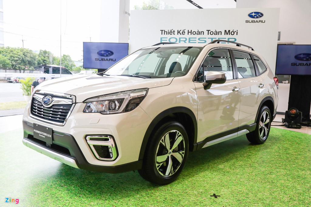 SUV chạy phố, chọn Subaru Forester hay Hyundai Santa Fe? SUV chạy phố, chọn Subaru Forester hay Hyundai Santa Fe?