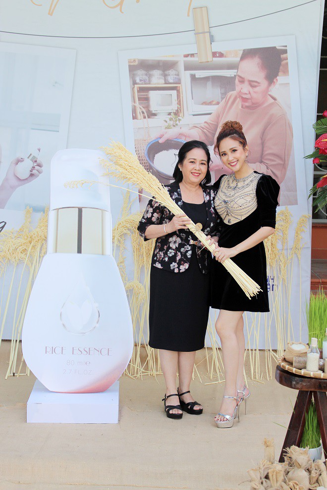 Phương Hằng tiết lộ vai diễn mới trong 'Gạo nếp gạo tẻ' phần 2 - 1 Phương Hằng tiết lộ vai diễn mới trong 'Gạo nếp gạo tẻ' phần 2 - 1